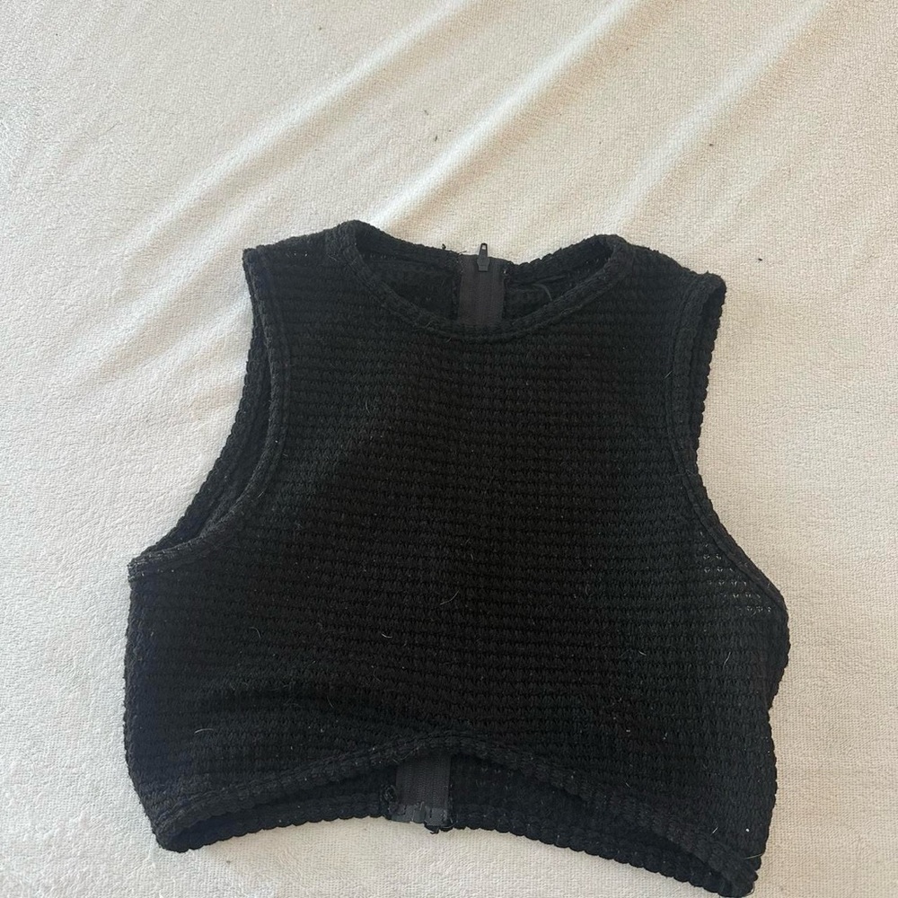SHEIN Black Textured Crop Top